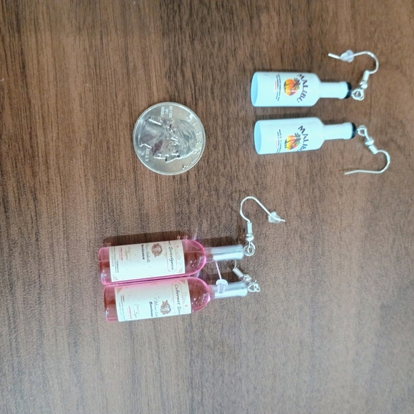 2 Miniature Earrings Sets, Malibu Run And Chardonnay - Picture 1 of 3